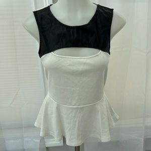 2b bebe peplum‎ top